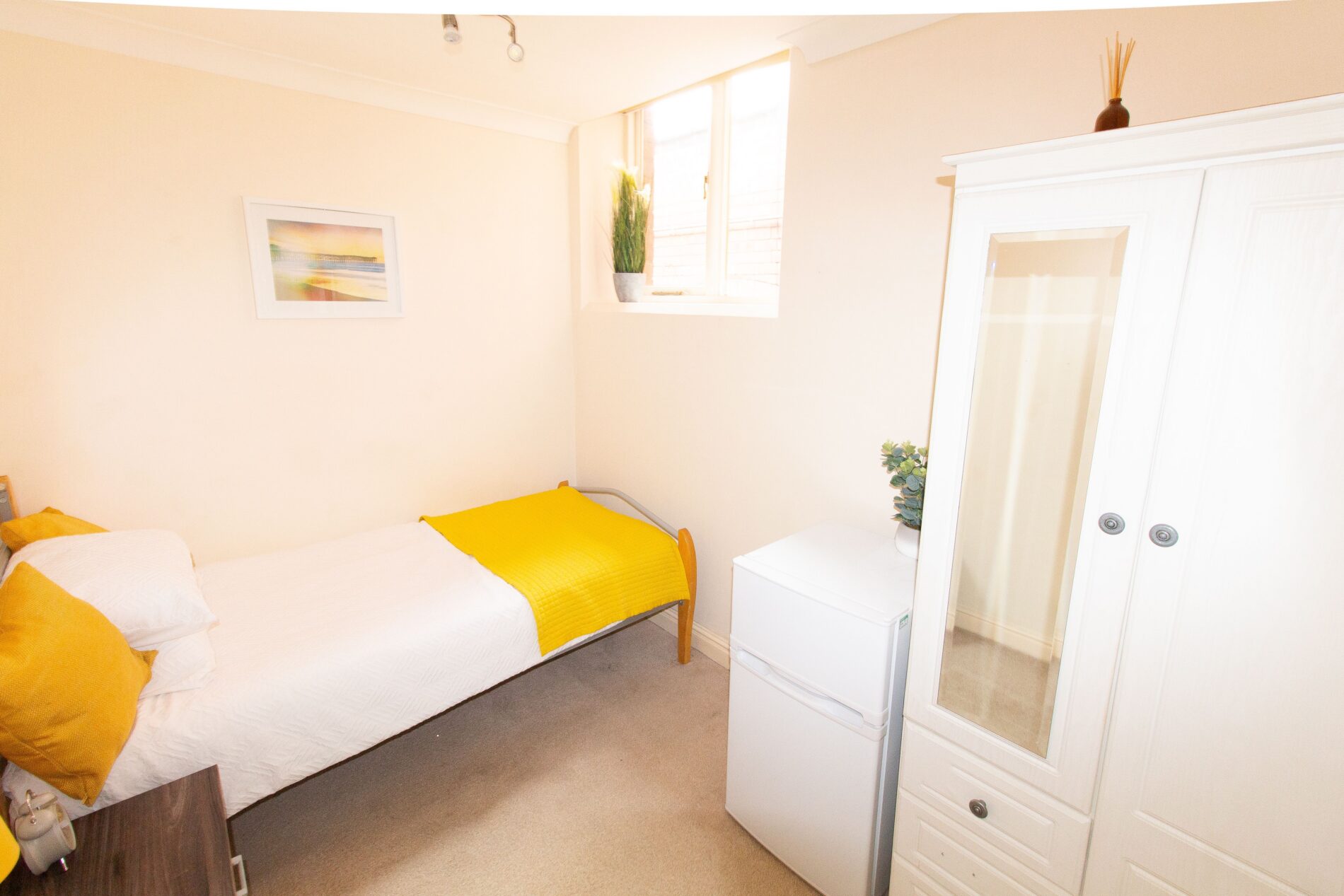 Room Winn Street in Lincoln