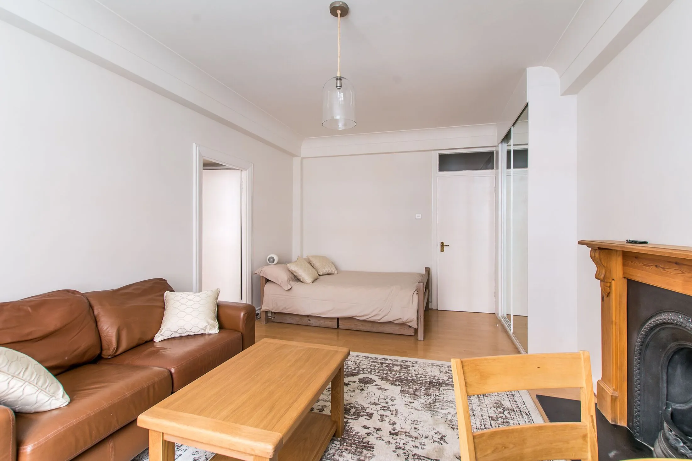 Flat Carlisle Place in City of Westminster
