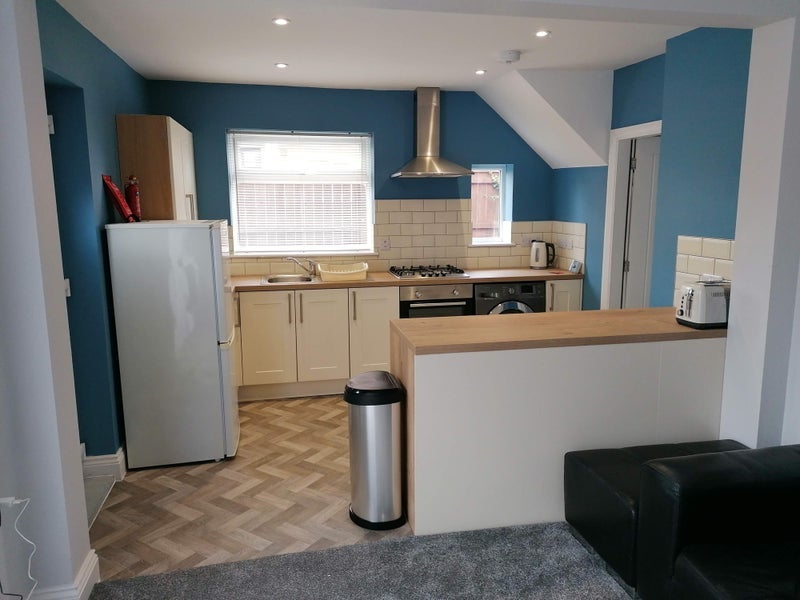 Room Hurworth Road in Middlesbrough