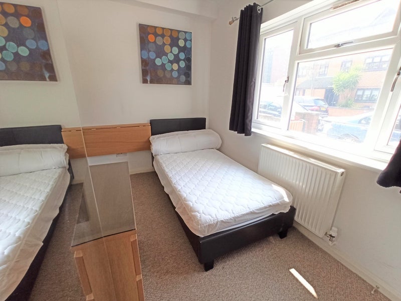 Room Mill Road in Greater London