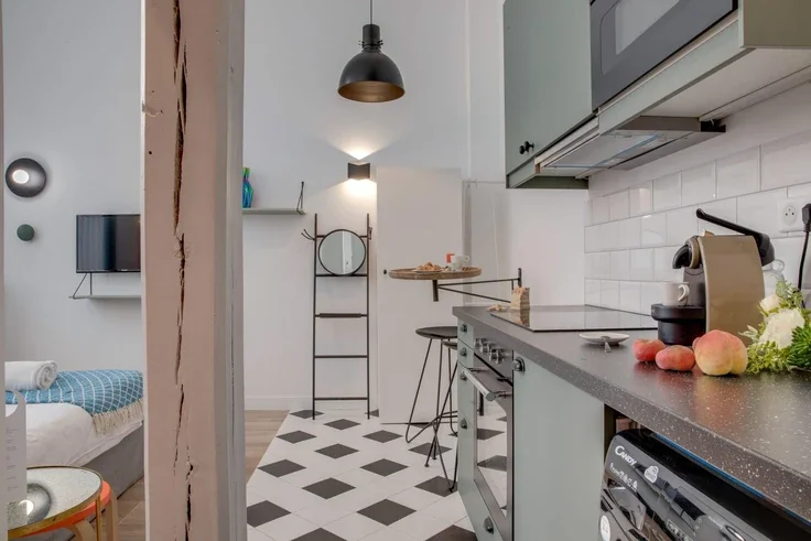 Flat Rue de Compiègne in Paris