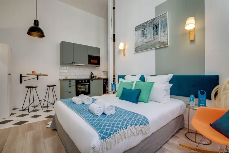 Flat Rue de Compiègne in Paris