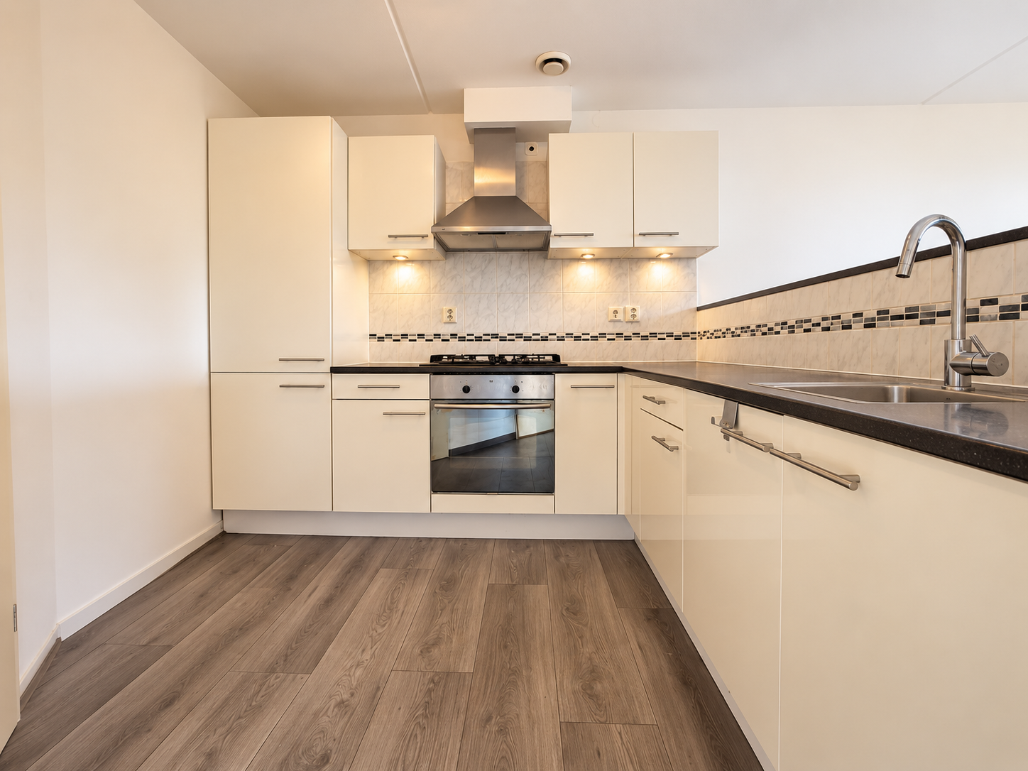 Appartement Troelstrakade 4
