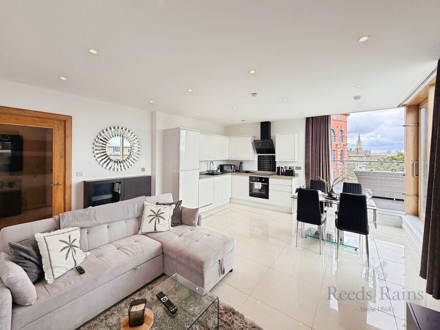 Flat Hanover Square in Newcastle upon Tyne