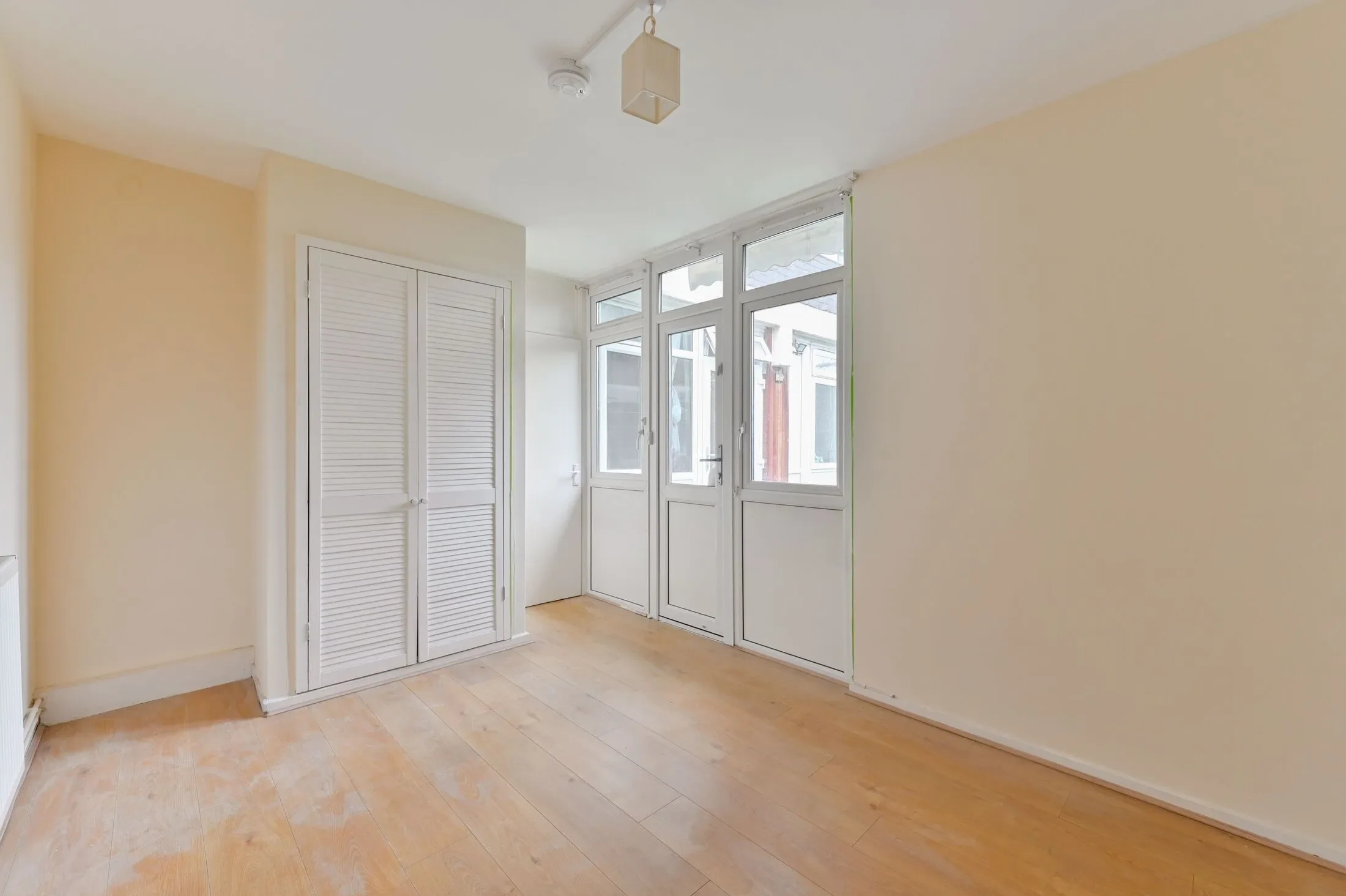 Flat Warham Street in Greater London