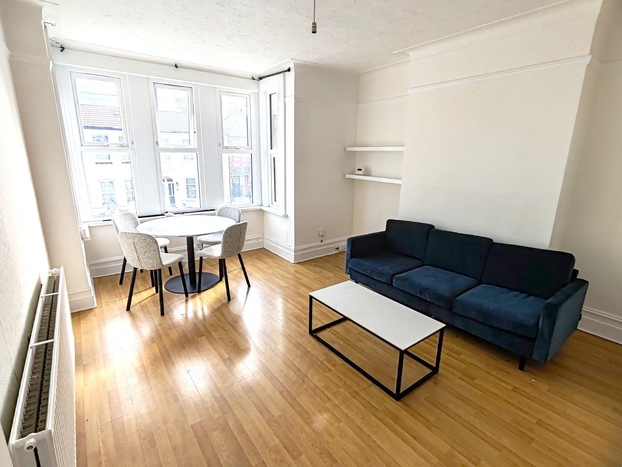 Flat Balfour Road in Greater London