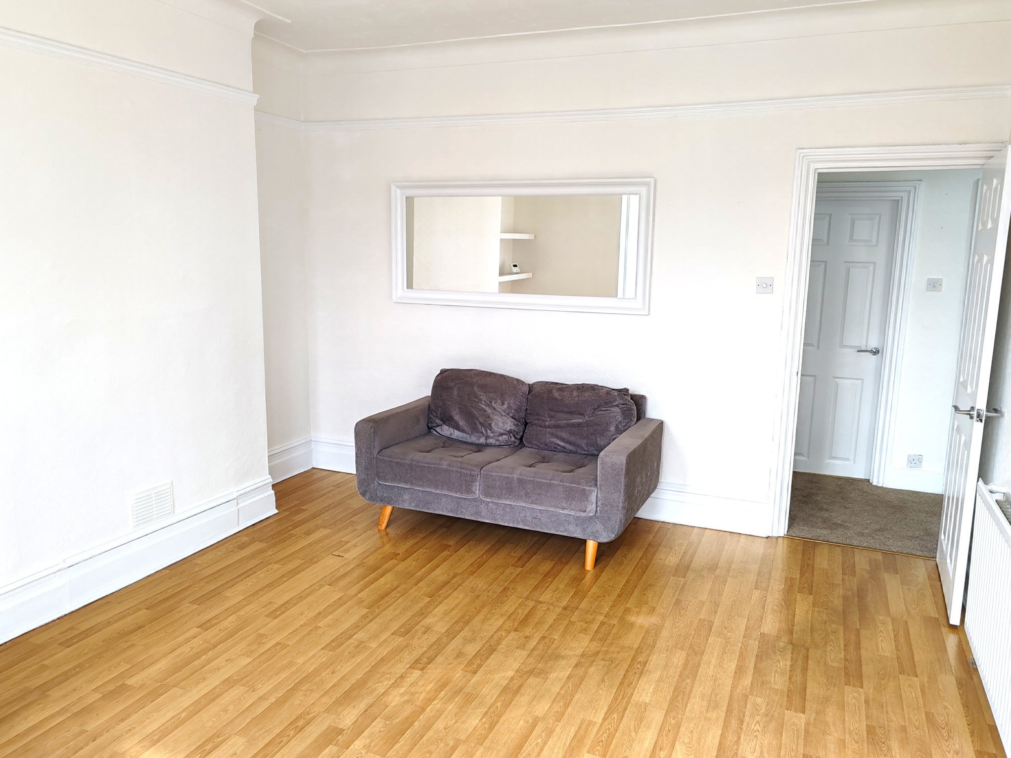 Flat Balfour Road in Greater London