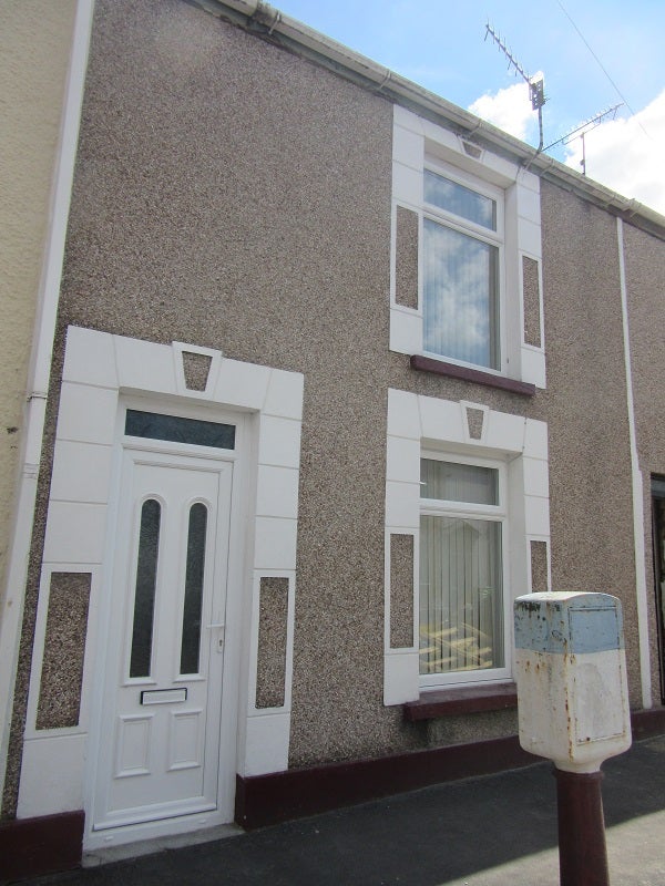 House Fleet Street in Swansea