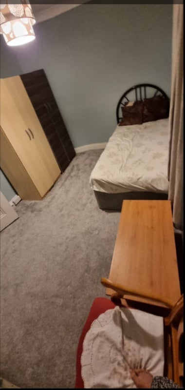 Room Clova Road in Greater London