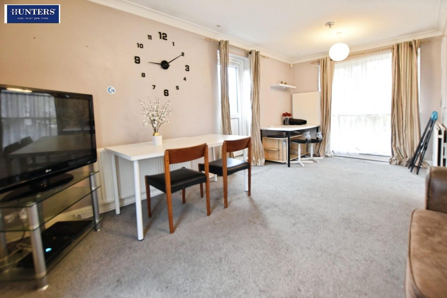Flat Swinburne Road in Scunthorpe