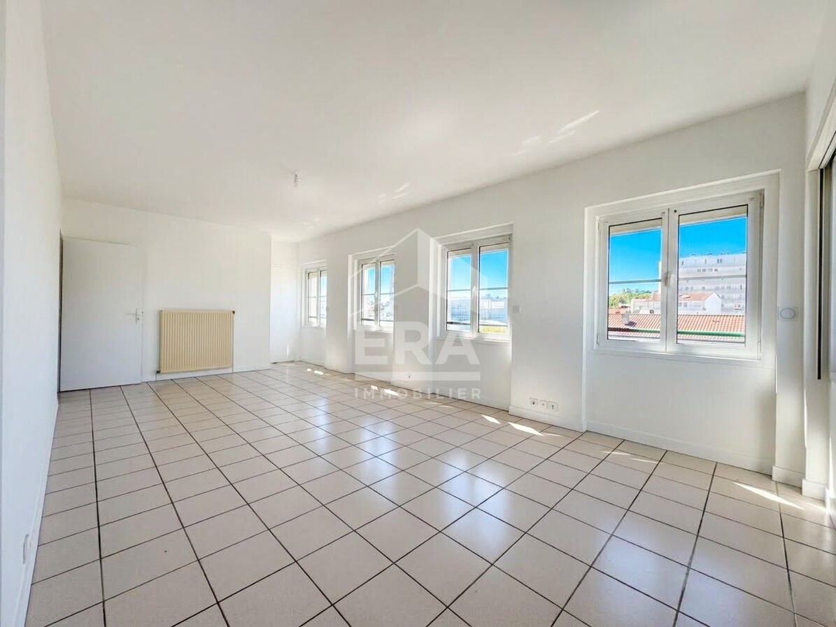 Flat Rue du Port Royal in Royan