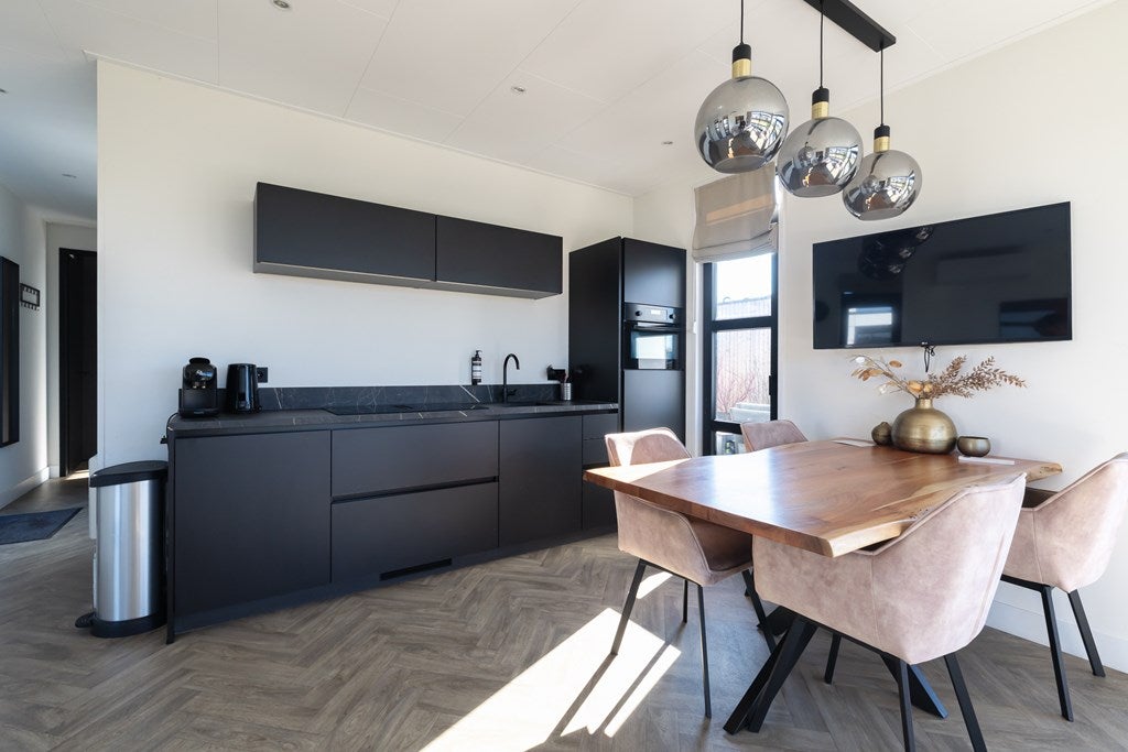 Vrijstaande woning te koop: Nieuw-Loosdrechtsedijk 215-15, Loosdrecht