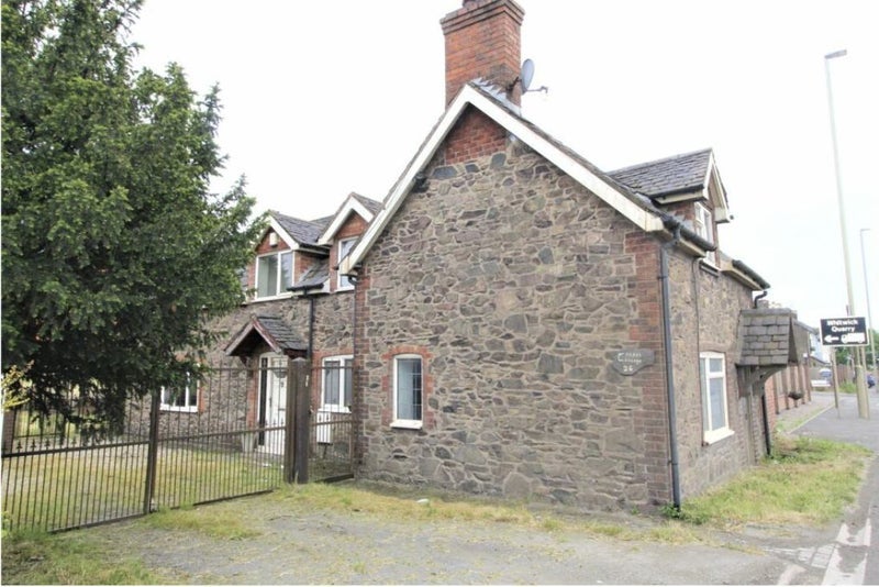 Room Shaw Lane in Hinckley and Bosworth
