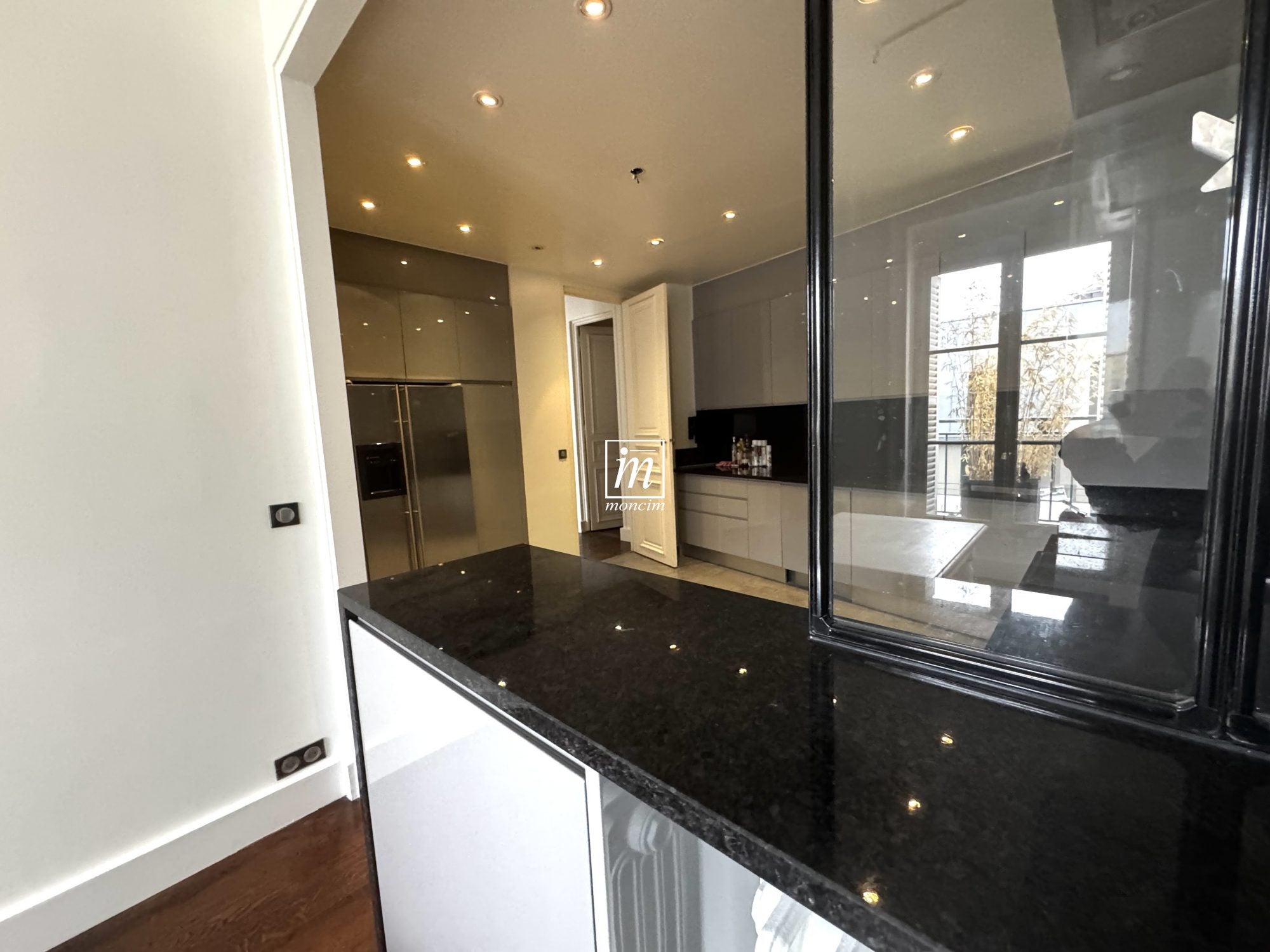 Flat Rue de Clichy in Paris