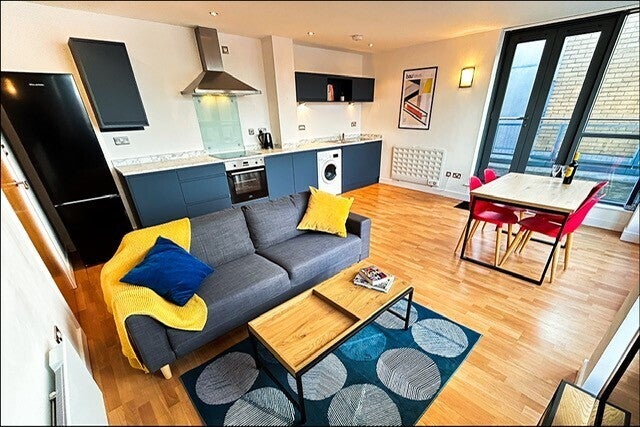 Flat Fitzwilliam Street in Sheffield
