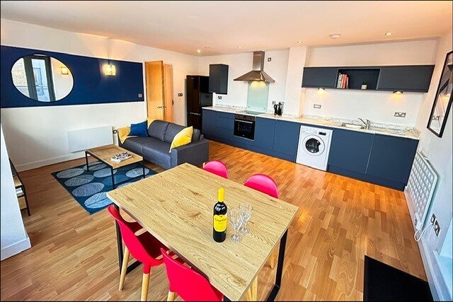 Flat Fitzwilliam Street in Sheffield
