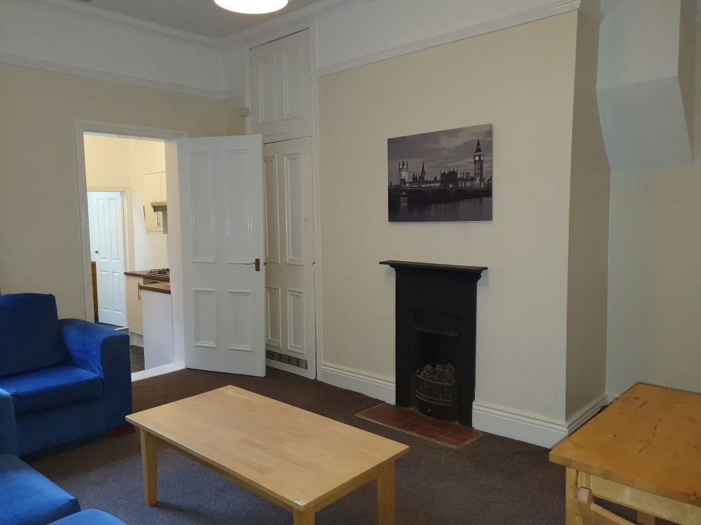 Flat Ashleigh Grove in Newcastle upon Tyne