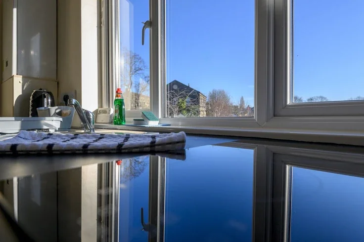 Flat Lower Wortley Road in Leeds