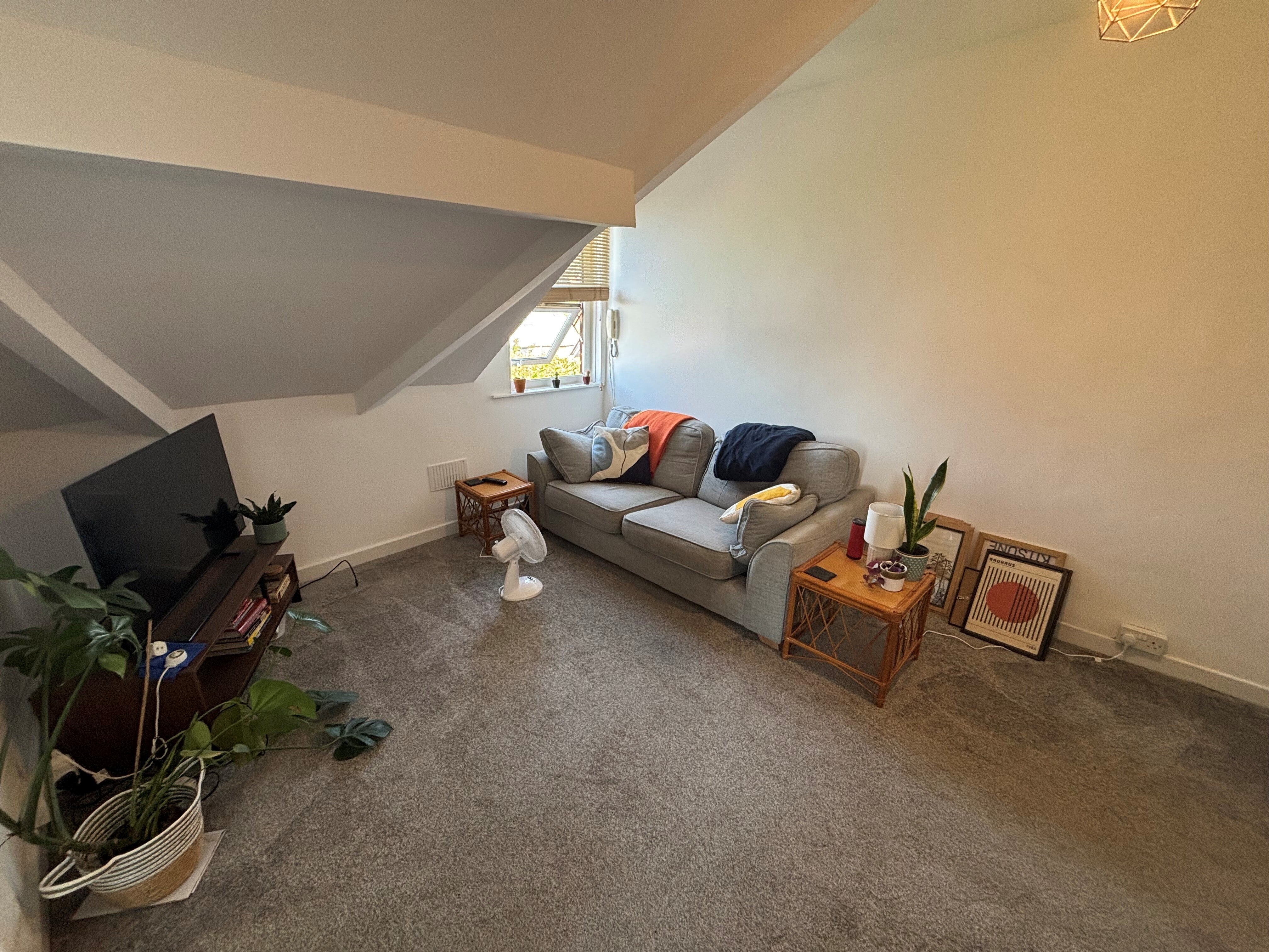 Flat Crescent Park in Cheadle