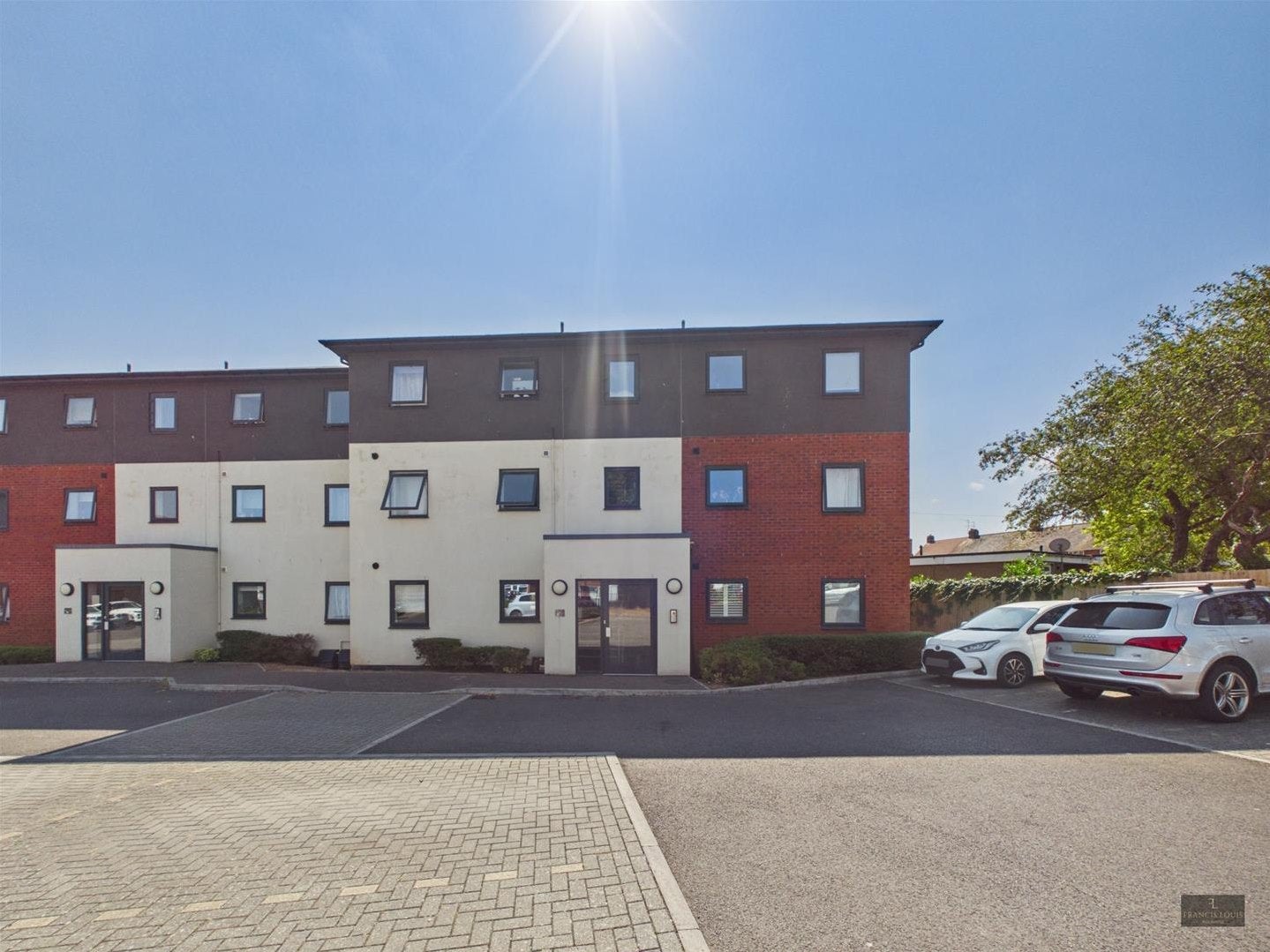 Flat Burnthouse Lane in Exeter