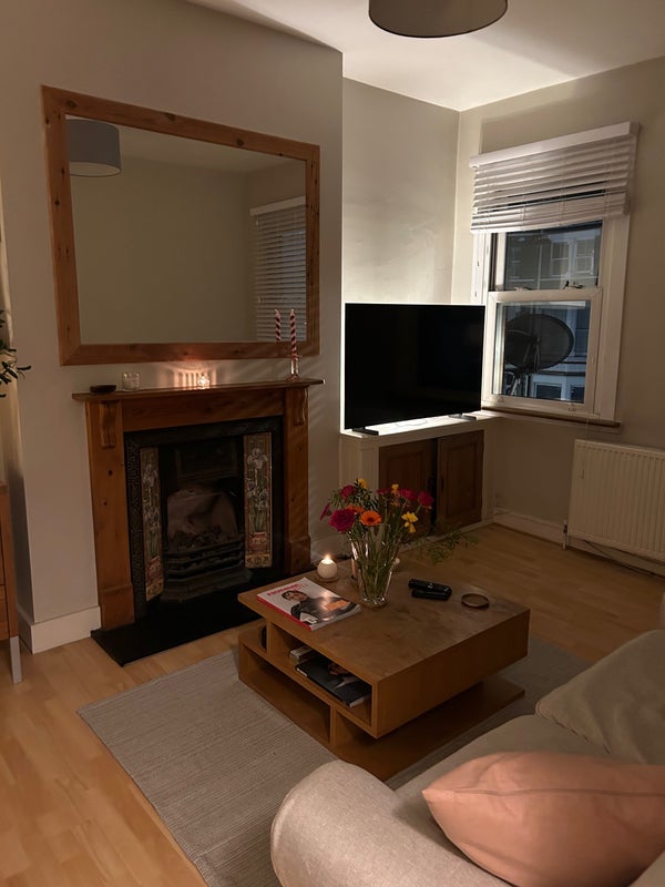 Flat Battersea Rise in Greater London