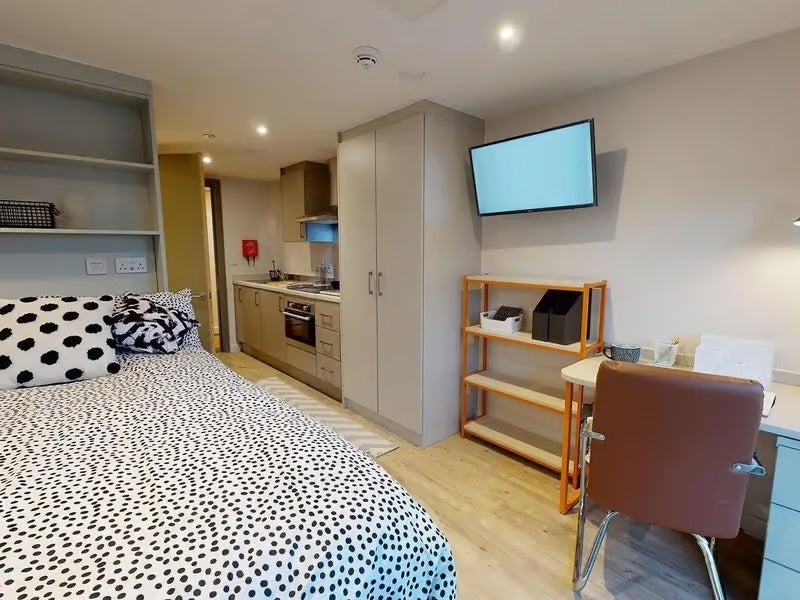 Flat Fitzwilliam Street in Sheffield