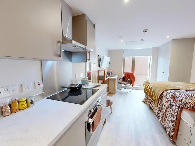 Flat Fitzwilliam Street in Sheffield