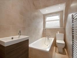 Flat Oakhill Avenue in Greater London
