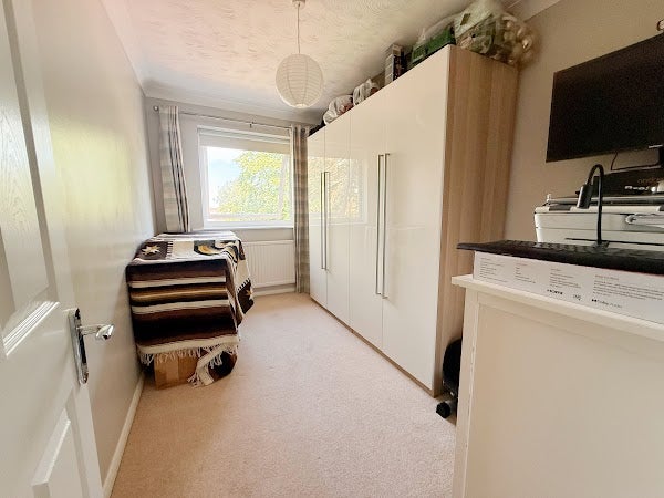 Flat Overbury Road in Poole