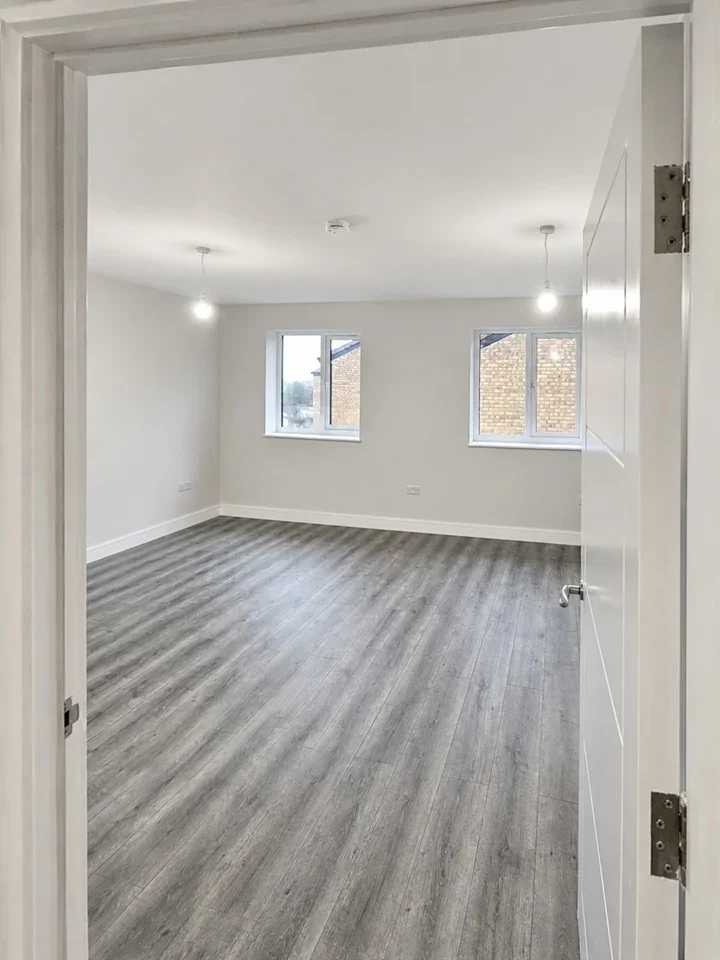 Flat Caradon Close in Greater London