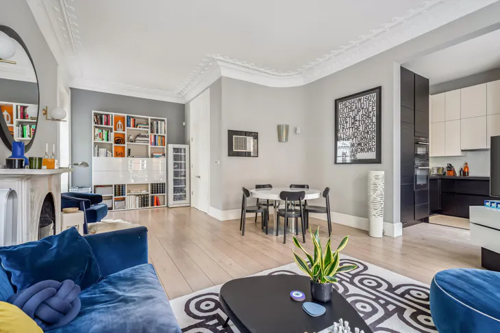 Flat Linden Gardens in Greater London