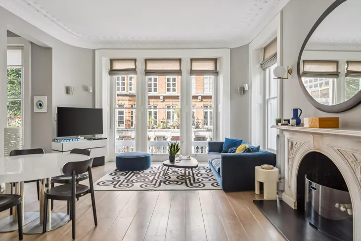 Flat Linden Gardens in Greater London