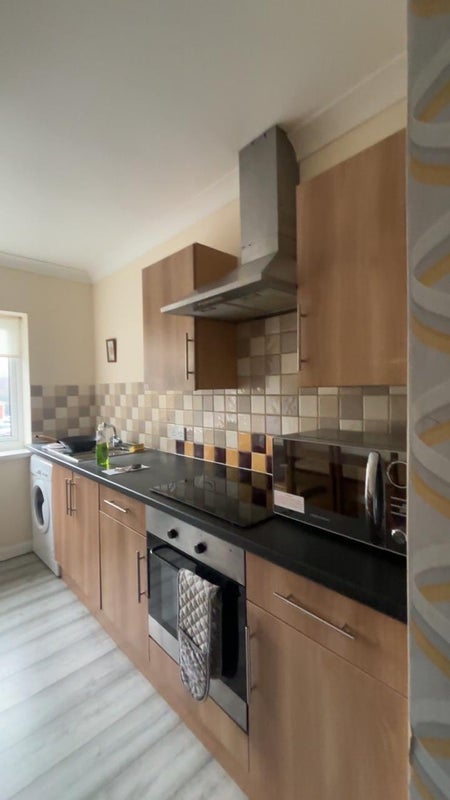 Flat Florence Avenue in Maidenhead