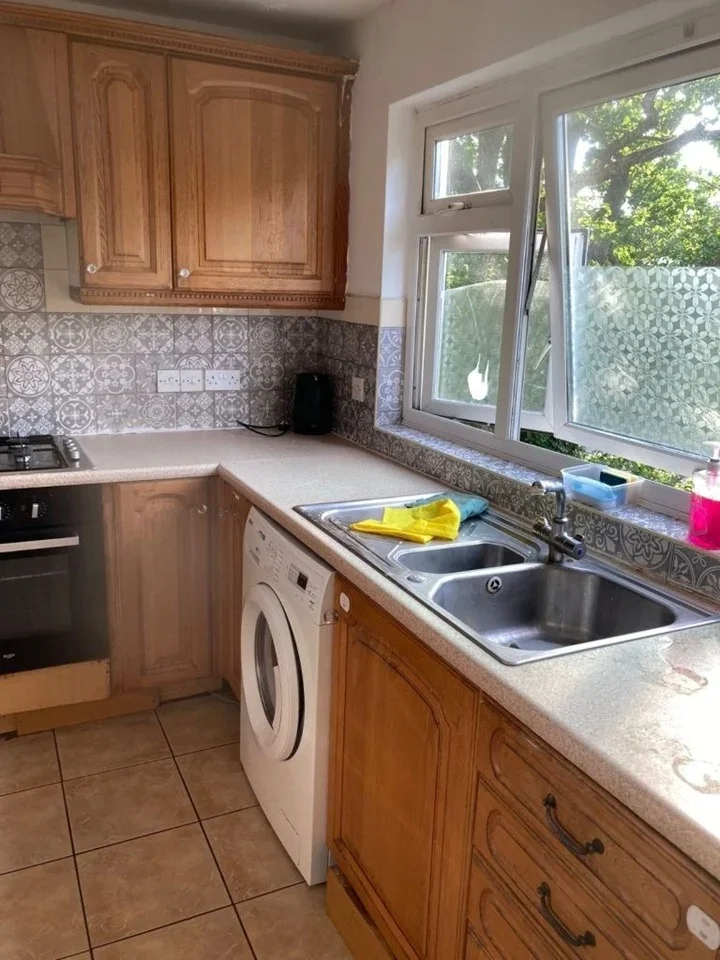 Flat The Ridgeway in Greater London