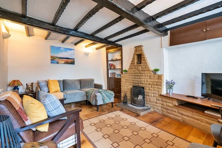 House Far Hill in Derbyshire Dales