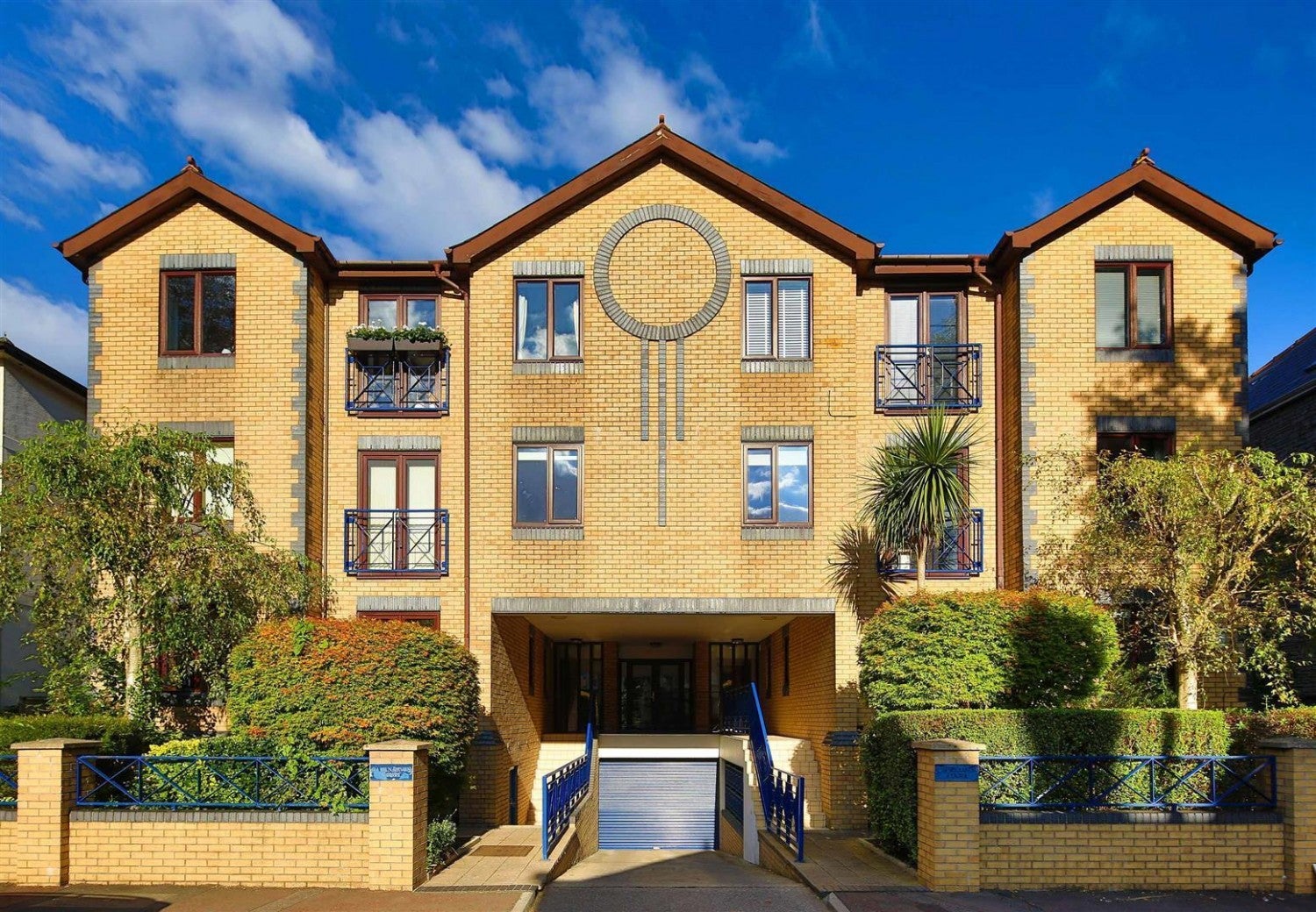 Flat Conway Road in Cardiff