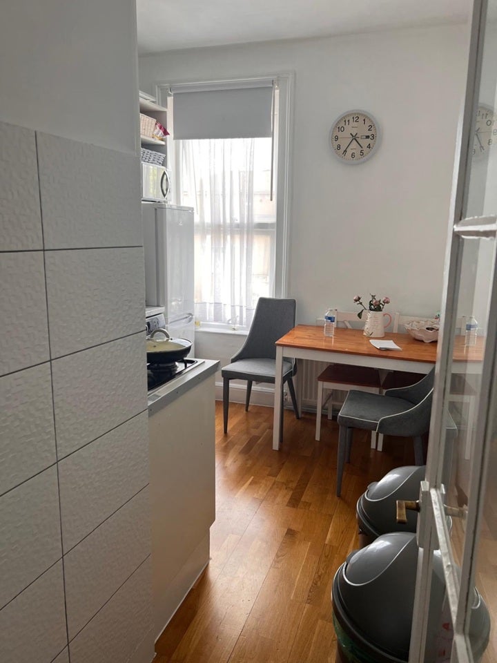 Flat Ravensdale Road in Greater London