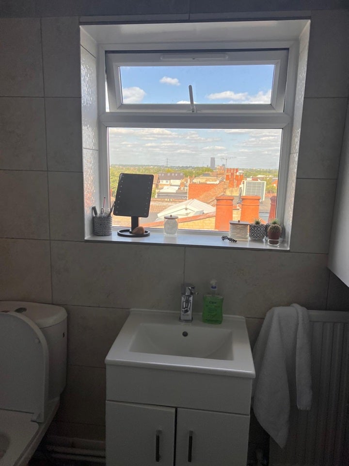 Flat Ravensdale Road in Greater London