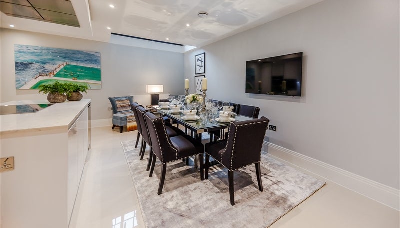 Flat Rainville Road in Greater London