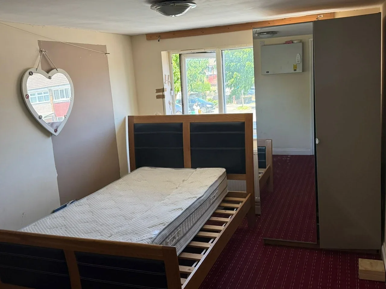 Room Ormerod Gardens in Greater London