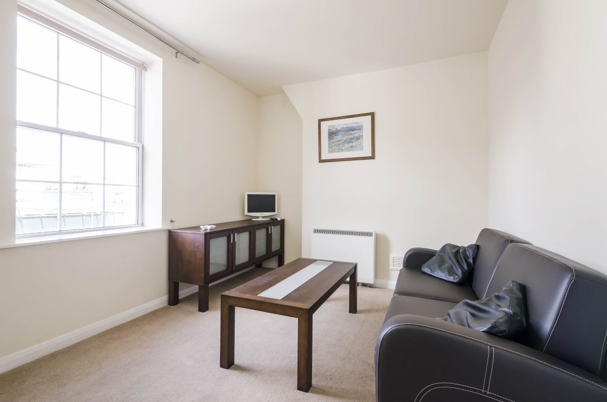 Flat Goulston Street in Greater London