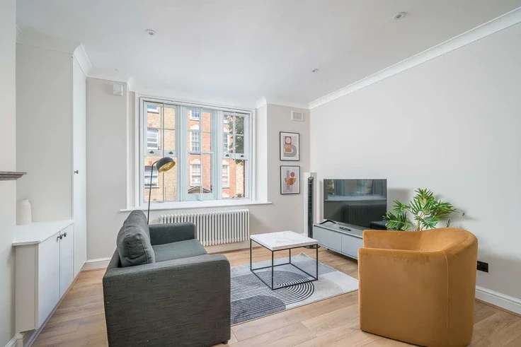 Flat Foley Street in City of Westminster