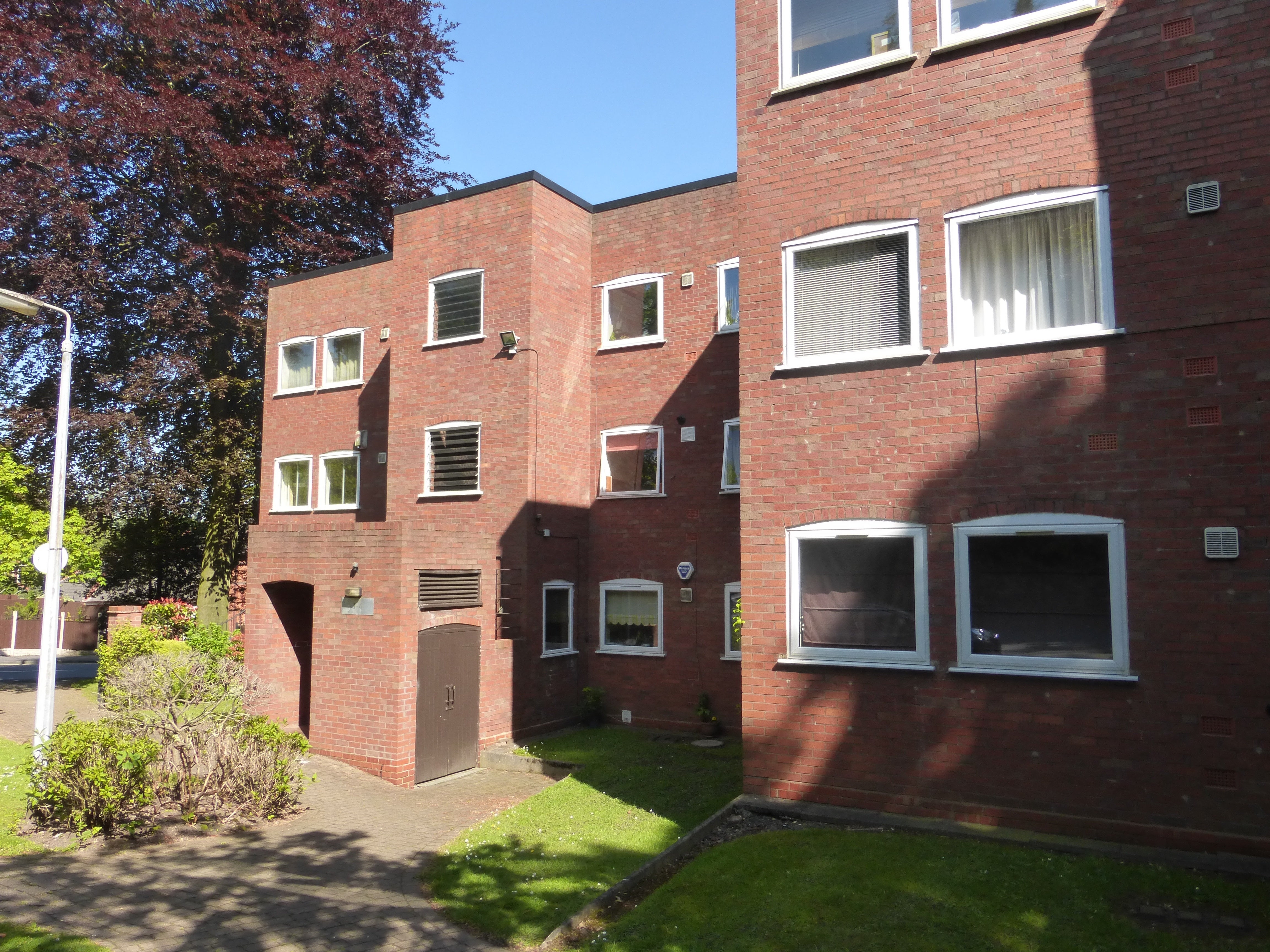 Flat Jacoby Place in Birmingham