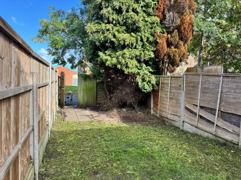 House Kilsby Close in Farnworth