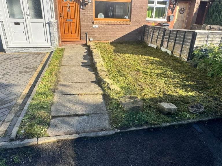 House Kilsby Close in Farnworth