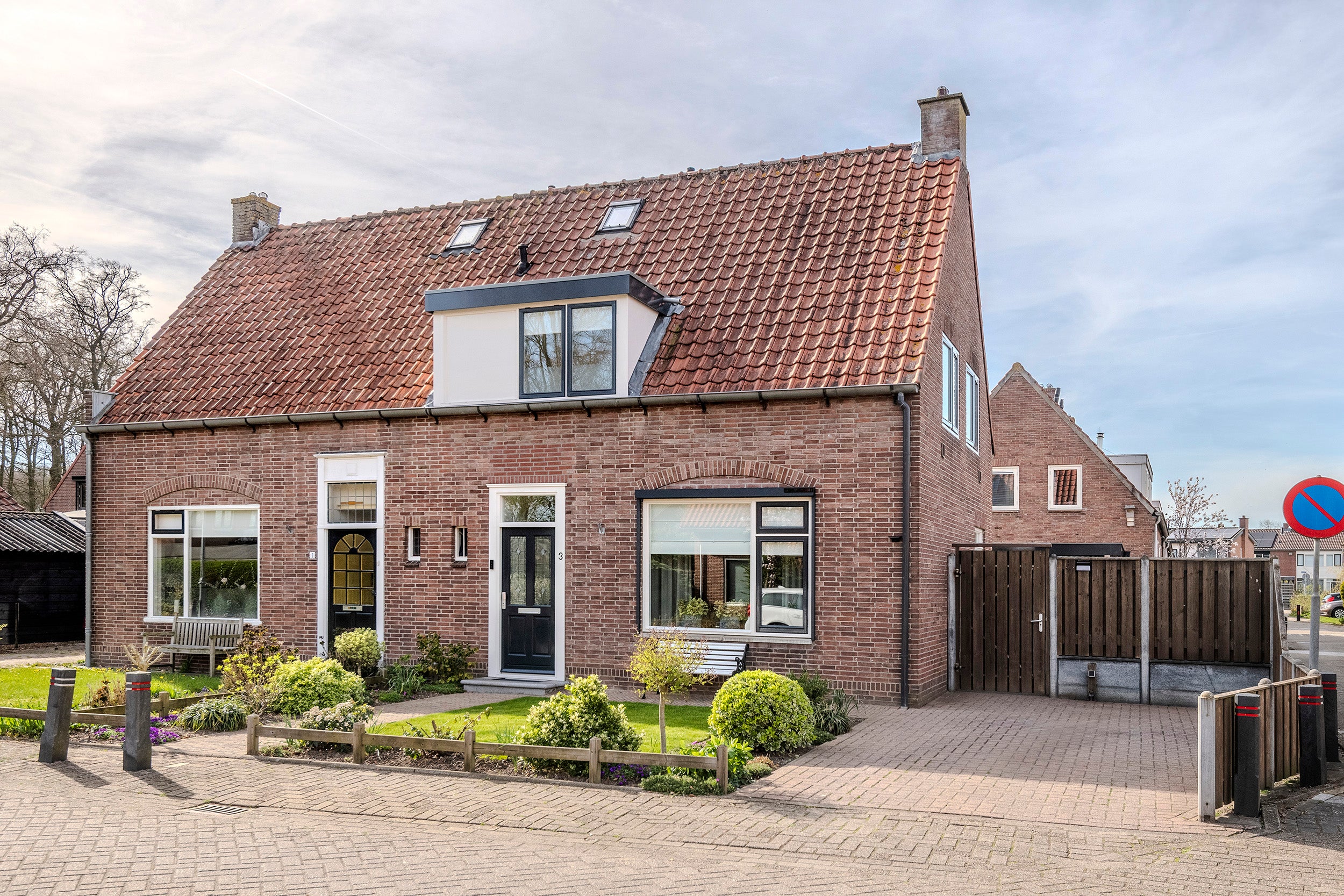Huis Bernhardlaan 3 in Buren