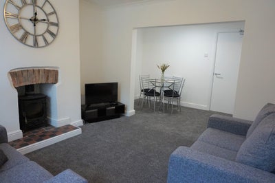 Room Paradise Street in Macclesfield