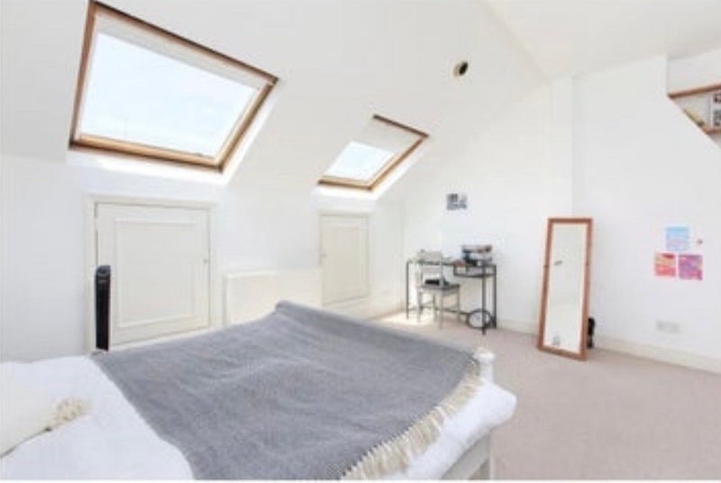 Room Dorothy Road in Greater London