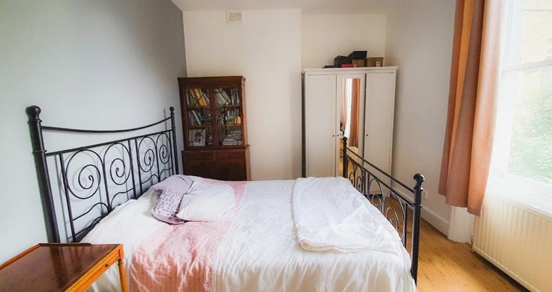 Room Holland Road in Greater London