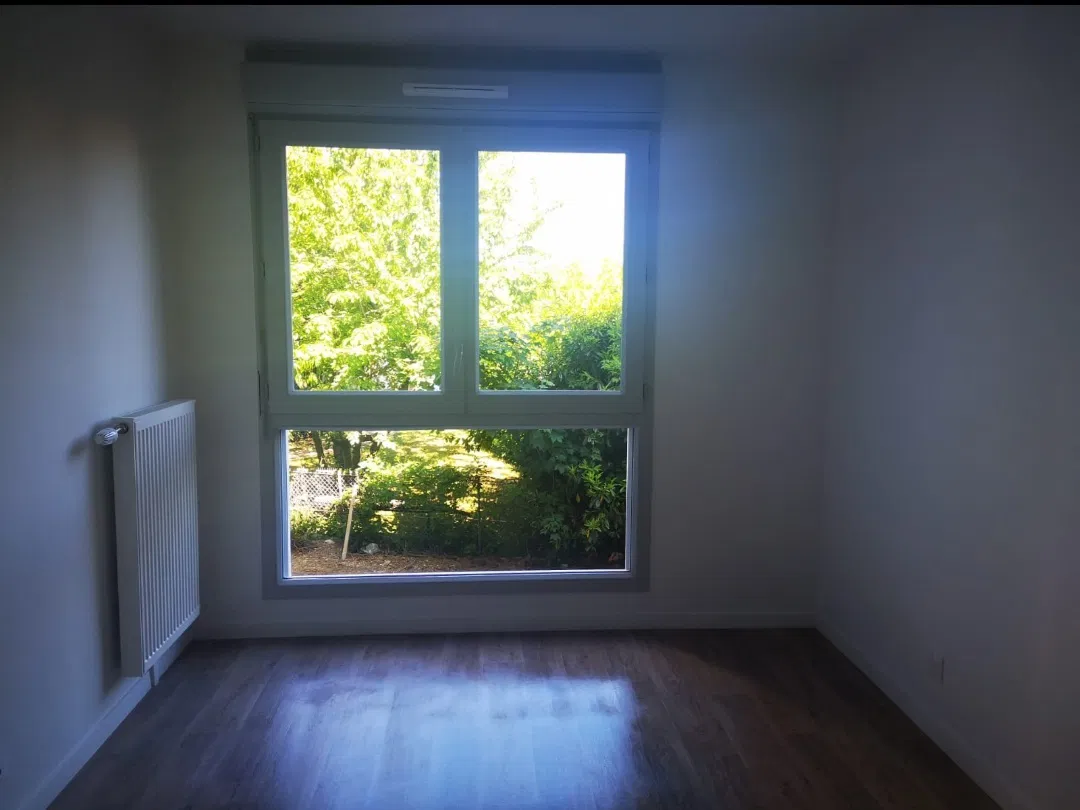 Chambre Rue Gilbert de Voisins à Voisins-le-Bretonneux
